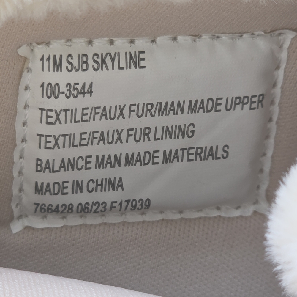 St. John's Bay Cream and Blue Winter Duck Boots Size 11 - Picture 9 of 10
